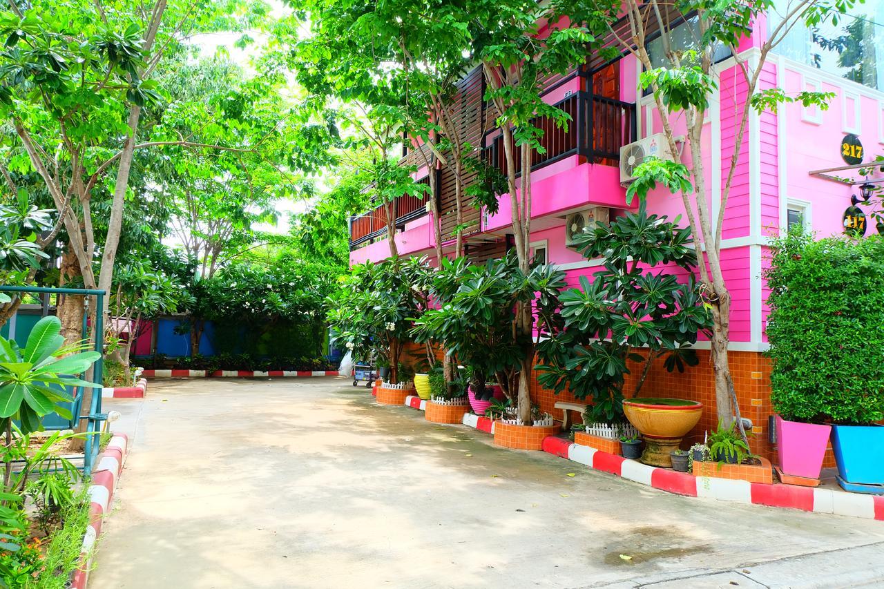 Rak Kun Resort 2 Nakhon Sawan Exterior photo