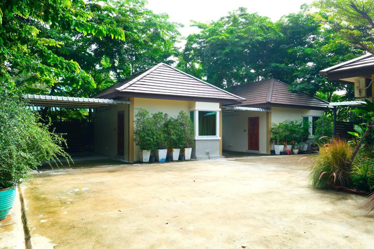 Rak Kun Resort 2 Nakhon Sawan Exterior photo